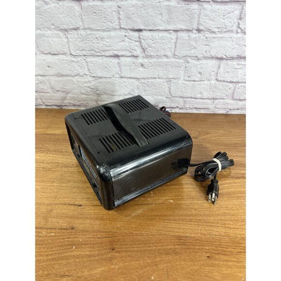 DieHard 200.71221 10 Amp, 2 amp, Manual Operation Battery Charger Tested - Picture 6 of 9